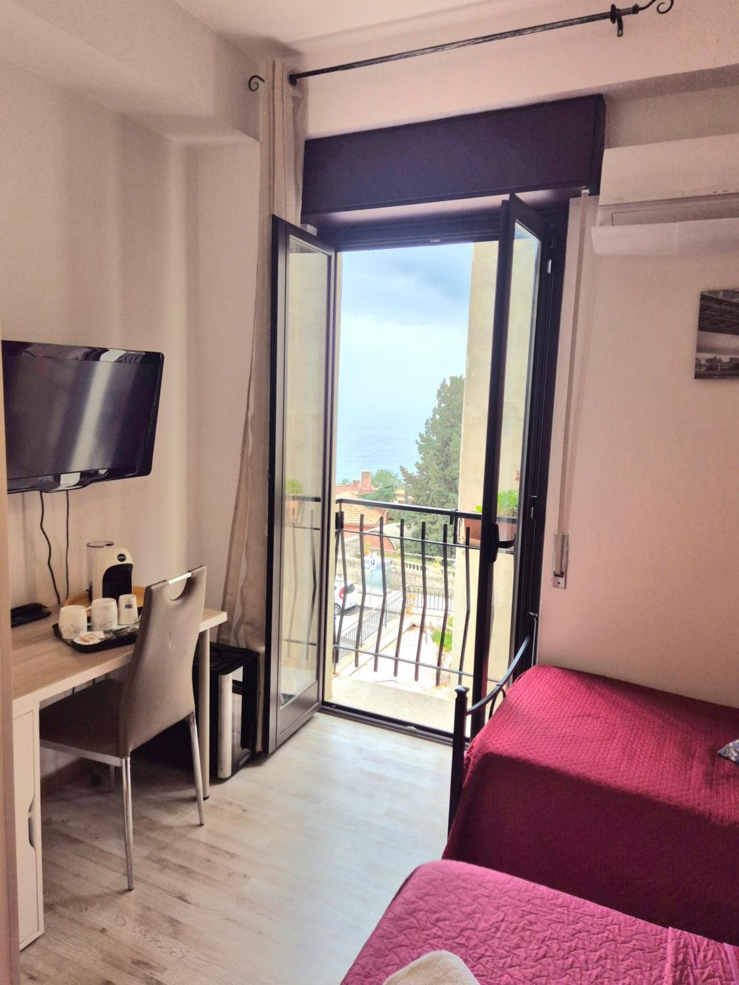 Bella Taormina Bed & Breakfast Exterior photo